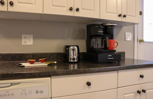 Hiltz House Suite Near Halifax Ferry - Photo 11