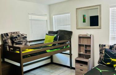 The Greenhouse Effect - Foto 17