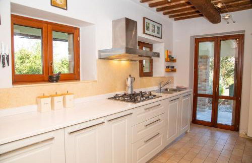 Casa Renzo, Exclusive Farmhouse with Private Pool - near Fermo - Foto 27