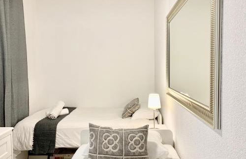 Charm Miró - Photo 17