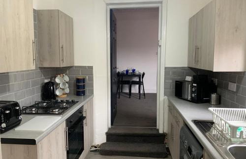 Rawling - Welcoming 3 bed apartment with free Wifi and Free Parking - Foto 8