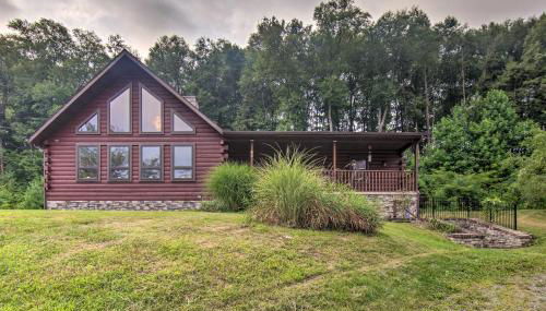 Cozy Family-Friendly Pine Grove Cabin with Fire Pit! - Photo 3