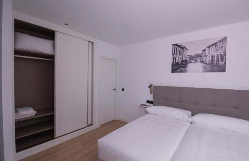 APARTAMENTOS LLAMIEVA - Foto 2