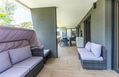 Appartement climatisé les pieds dans l'eau pour 6 personnes avec 1 suite parentale, 1 chambre double et 1 mini chambre Piscine sur le toit clim garage - Foto 62