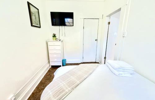 7-14 mins to Times Square, Rare unit! - Foto 6