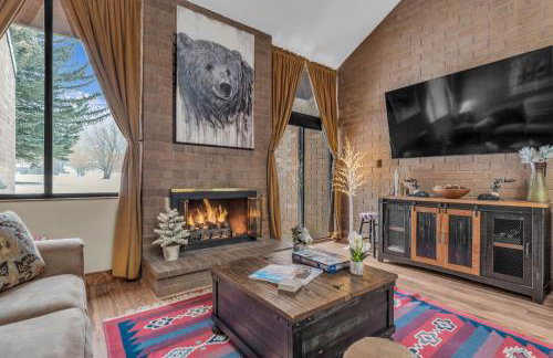 Park Ave Condo Pool Access Near Skiing - Photo 8