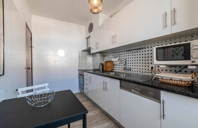 Sea View Central Town 2 Bedroom Apartment - Foto 7