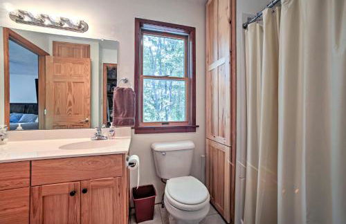 A Scenic View Lodge in Ozarks with Views and Hot Tub - Foto 14