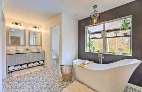 Luxury Maineville Villa with Private Pool and Deck - Foto 16