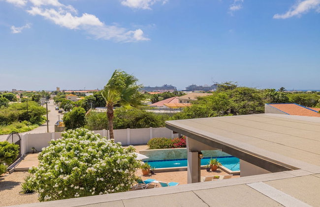 Spacious 4BR Villa Private Pool Cozy Location - Photo 51