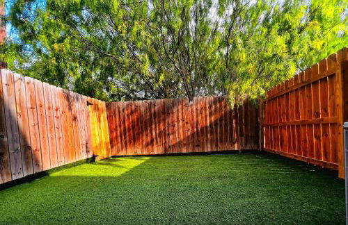 Hummingbird Haven 3 with Patio - Foto 11