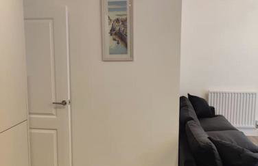 2 bedroom en-suite apartment in Basildon, Essex (Enjoy the simple things in life) - Foto 38