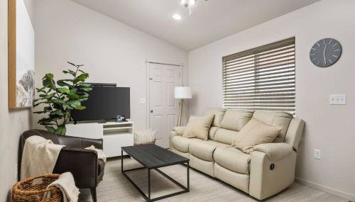 Mill Plain Retreat - Photo 4