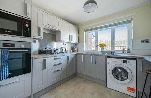 Stylish 2BR Apartment near MCR Airport - Foto 11