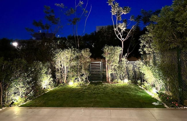 Duplex Apartment With A Private Garden - Foto 13