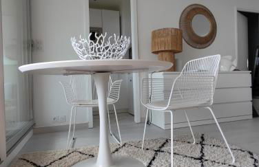 LA SUITE appartement pleine vue mer - Photo 27