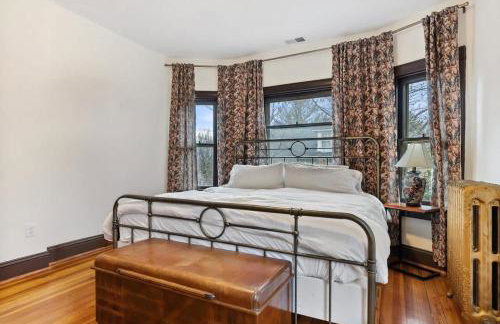 Historic Queen Anne Family Home w Modern Comforts - Foto 31