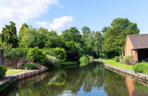 Mill House - Photo 2