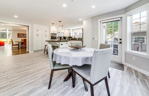 Private Pond and Indoor Pool Grand Arlington Villa! - Foto 10