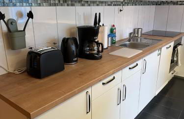 bee Apartment: Ideal für Gruppen & Monteure - Photo 4