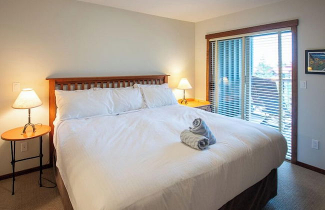 Snow Creek Lodge by Fernie Lodging Co - Photo 41