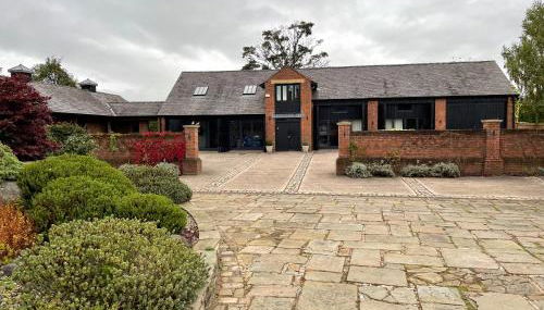 Fernside Barn - Studio Apartment - Photo 2