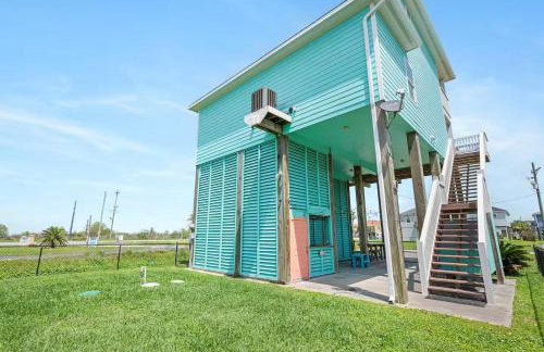 Steps to the Beach | Tiki Bar Fun | Epic Bay Views | Sleeps 8 - Foto 51