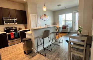 Cozy & Comfortable ! In The Heart Of Dallas - Foto 10