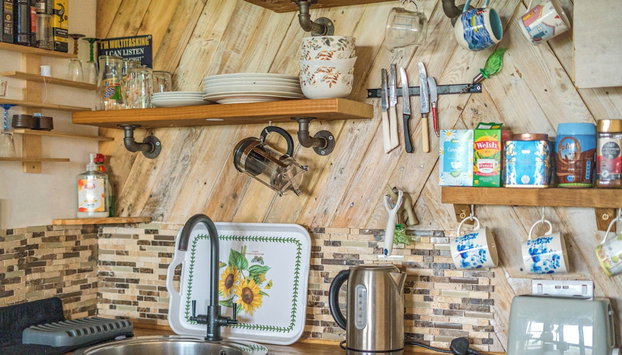 Unique 2-bed Cabin in Llanelli - Foto 3, Cozinha privada