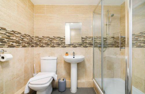 Contemporary 2 Bedroom Apartment in Hoxton Shoreditch, London Sleeps 4 - Foto 22