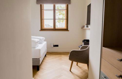 Bob W Munich Airport - Peterhof - Foto 68