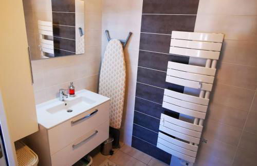 1BR Apartment T2 54m2 Onde Marine 2nd floor Lift Wifi AC Parking - Foto 18