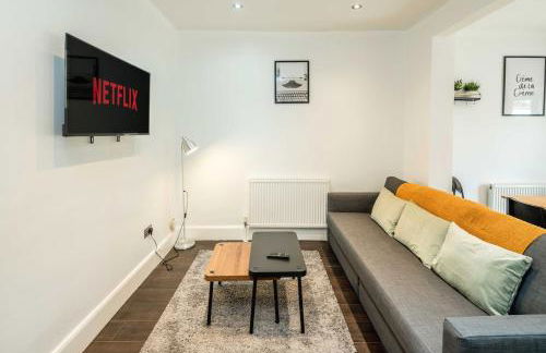 Lovely 3 bed house in Feltham - Foto 40