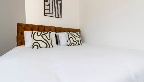 Contractor-Friendly 4-Bed 2-Bath Apartment, fast WiFi, central Redcar - Foto 3