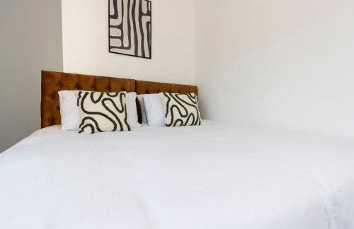 Contractor-Friendly 4-Bed 2-Bath Apartment, fast WiFi, central Redcar - Foto 3