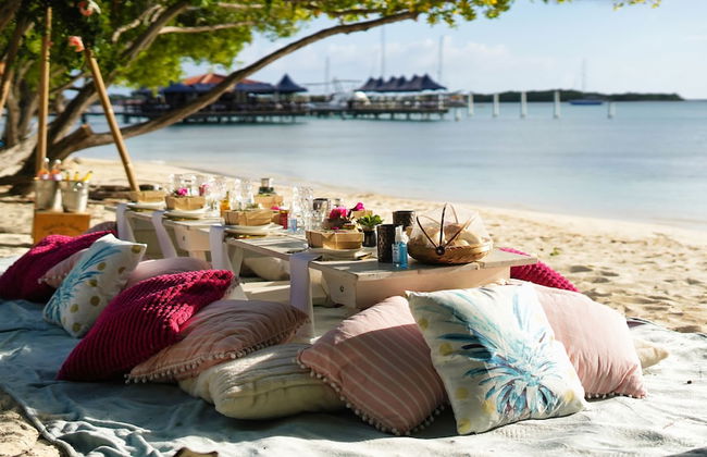 Luxury 2-bedroom Condo Right on the Strip in Palm Beach - Photo 52