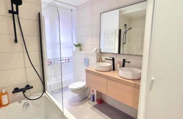 L'Elegant Paradoux - 3 sdb - 2 wc - Ascenseur - Parking - Plein Centre - Foto 24