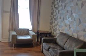 Spacious 4-Bedroom Home - Foto 2