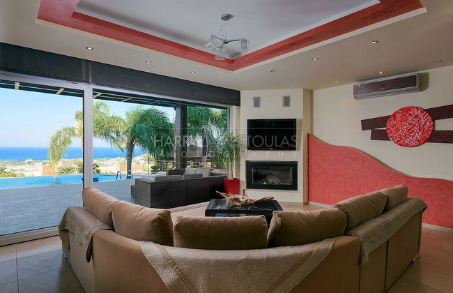 Quinn Hill Luxury Villa - Photo 10