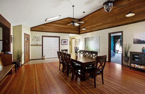 Tree-lined Home with Hot Tub Firepit & Large Yard - Photo 12