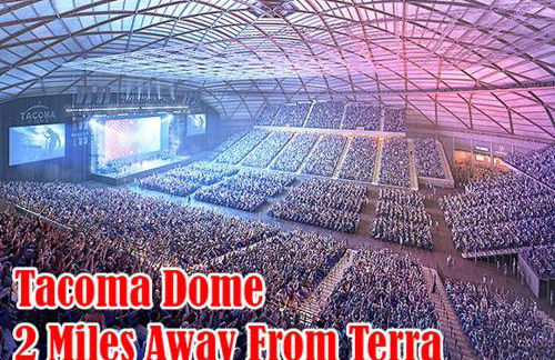 Terra House Tacoma - EV Power Station, Crib, Stroller, High Chair - Foto 39