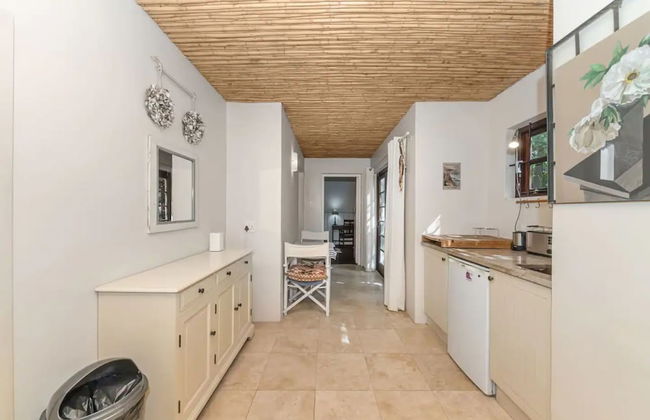 Tropical 1BD Hideaway Near Queens Beach, Fresnaye! - Foto 6