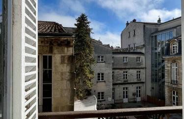 Appartement T3 neuf centre historique - Photo 2