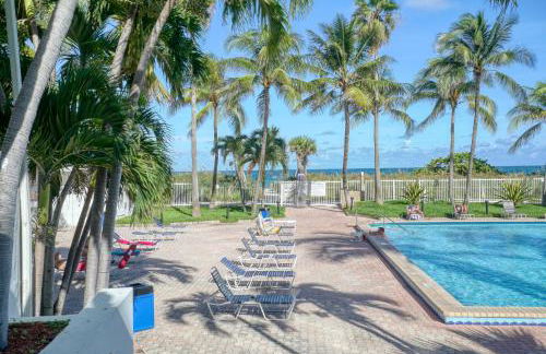 Deluxe Studios and Apartments at the Casablanca - Photo 48