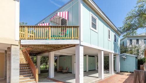 Treetop Cottage by Tybee Vacation Rentals - Foto 1