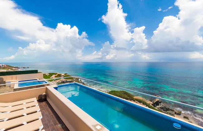 Isla 33 - 3 Bedroom PH #2404 - Photo 1