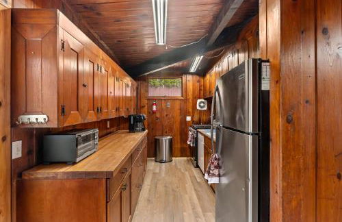 Tree Canopy Oasis - Photo 6