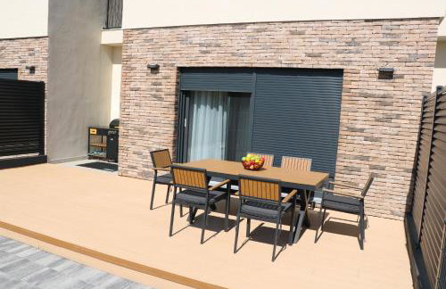 House AGAPE near Zagreb with rooftop jacuzzi - Foto 34