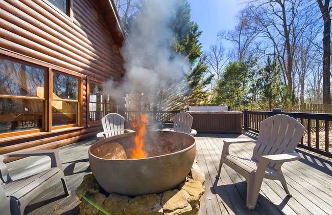 Spacious Luxury Lake Blue Ridge Forest Cabin an spa - Foto 49