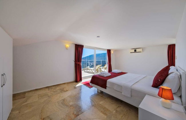 Villa Lumiere 3 Luxurious 5 bed Villa in Kiziltas Kalkan With sea Views - Photo 9